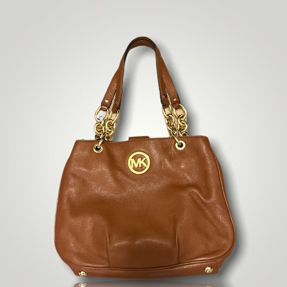 Michael Kors Hobo Shoulder Bag Brown Pebbled Leather Fulton Chain Medium - Picture 1 of 7